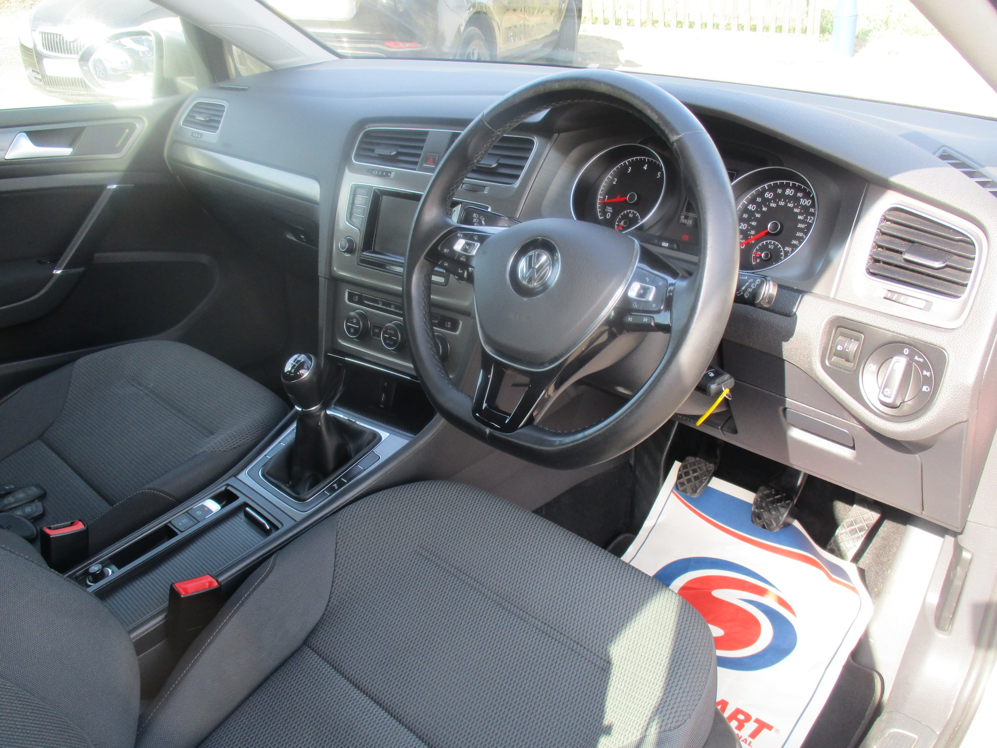 VW GOLF 1.4 TSI BLUEMOTION SE  (6 SPD) 2014